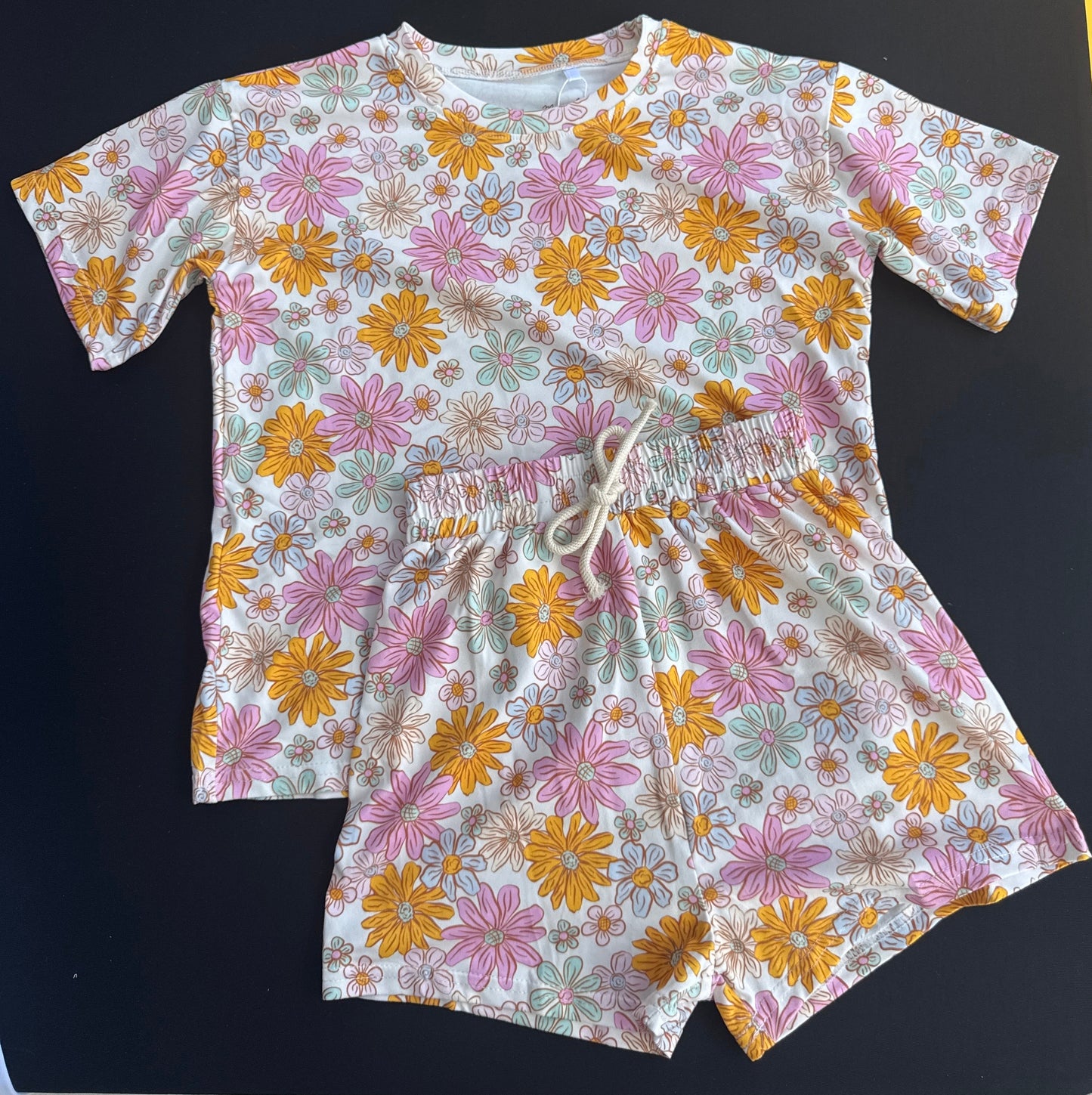 Flower Power Oversized Tee Outfit