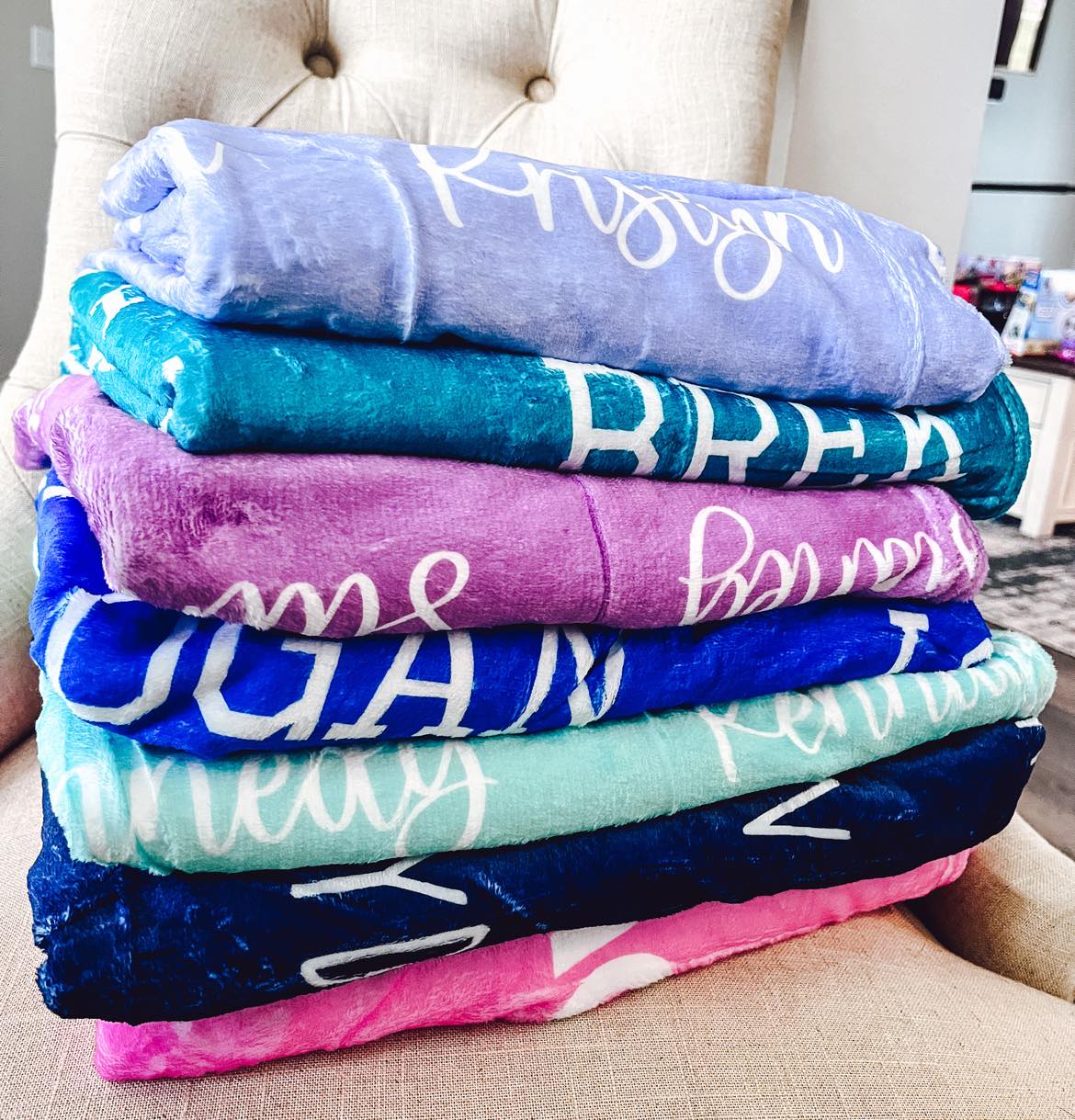 PREORDER: Repeating Name Blanket 10.13.25 osym