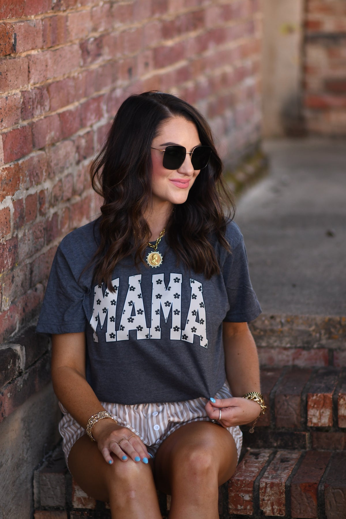 Mama Flowers Tee