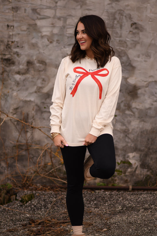 She Is Worthy Tee